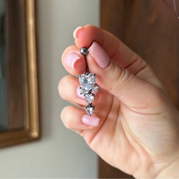 CZ stainless steel multi-heart dangle gunmetal belly ring - Picture 4 of 6